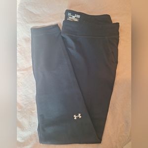 UA cold gear leggings